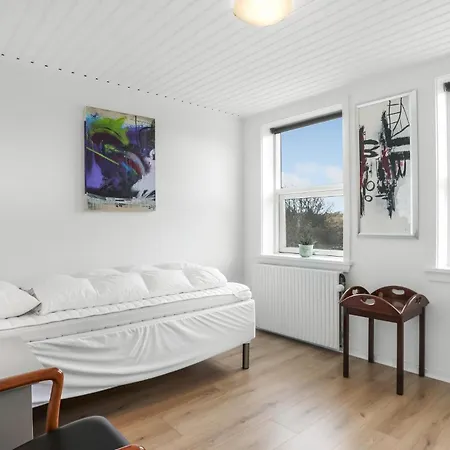 Vakantiehuis In With Kitchen