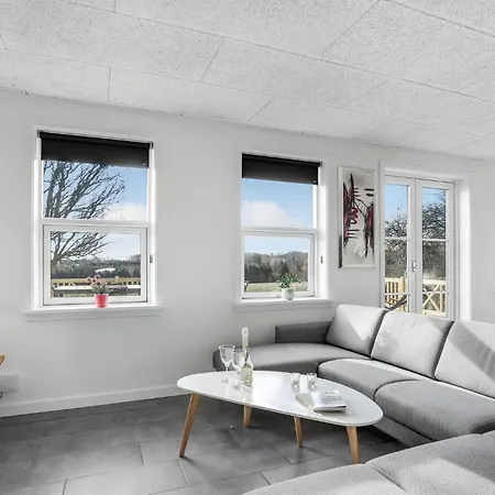 Vakantiehuis In With Kitchen Allinge-Sandvig